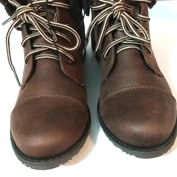 CLIFFS BY WHITE MOUNTAIN CHOCOLATE BROWN LACE UP FUR TRIM ANKLE BOOTS SZ 6 NWOT - Picture 7 of 11